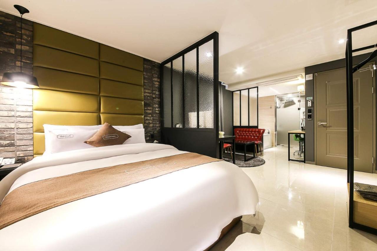 Docking Hotel Gimpo Exterior photo